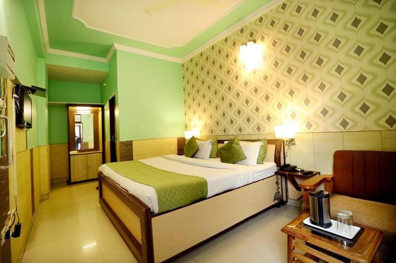 Hotel Golden Heritage Deluxe Джайпур Екстериор снимка