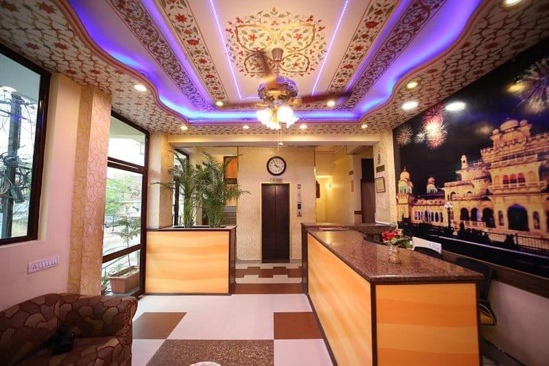 Hotel Golden Heritage Deluxe Джайпур Екстериор снимка